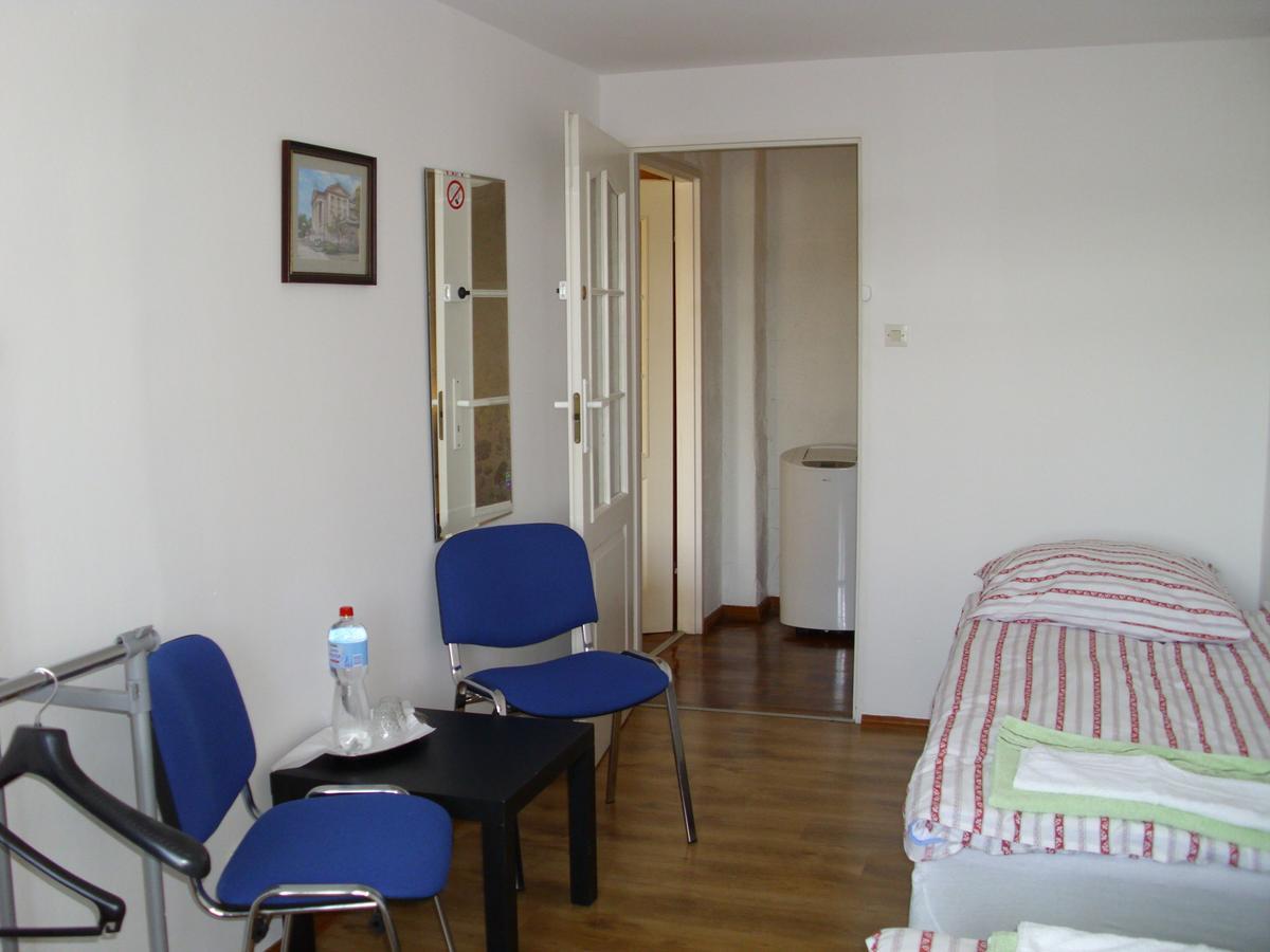 Gościnne Irene Hostel *