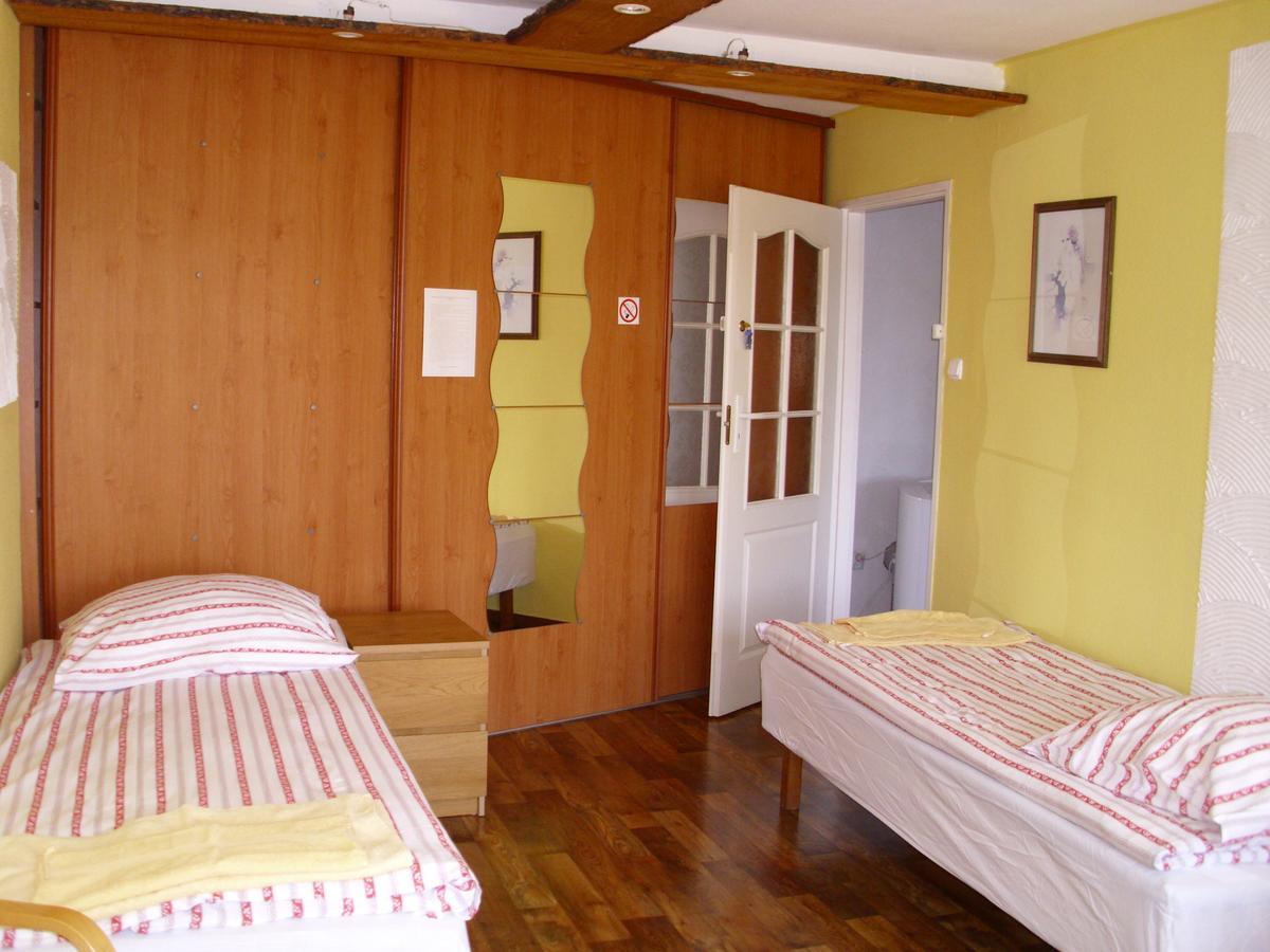 Gościnne Irene Hostel